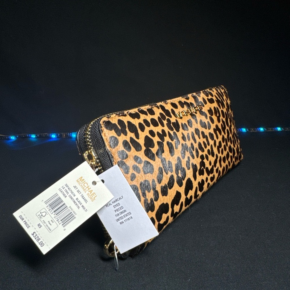 Michael Kors Jet Set Animal Print Continental Wristlet Wallet